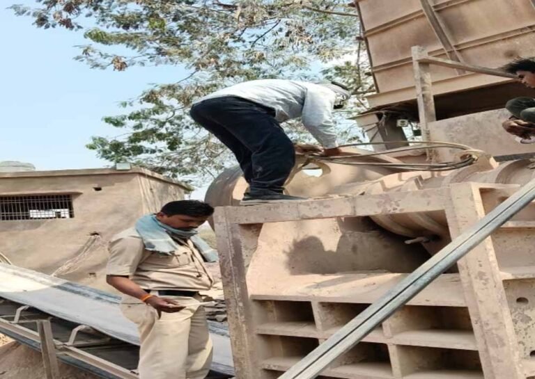 खनन पर सख्ती: रायपुर में 2 लाइमस्टोन खदानें सील, कई वाहन जब्त