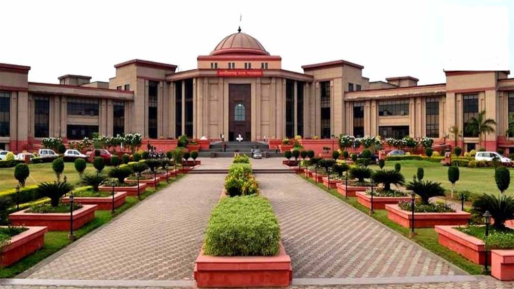 नवागढ़ अध्यक्ष केस में बड़ा फैसला: हाईकोर्ट ने बर्खास्तगी आदेश पर लगाई स्टे