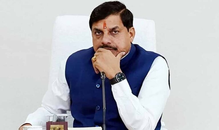 संपन्न परिवार भी अपनाएं सामूहिक विवाह की व्यवस्था