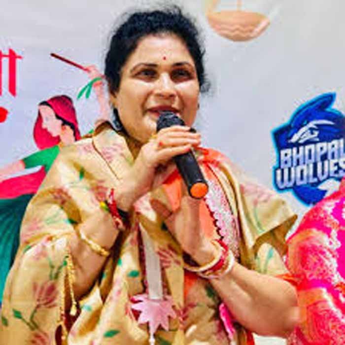 विश्वास सारंग का सख्त रुख: लापरवाही पर एजेंसी को ब्लैकलिस्ट करने के निर्देश