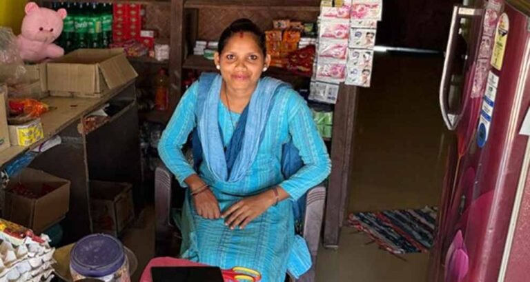 प्रतिमाह कमा रहीं 8 से 10 हजार रूपये