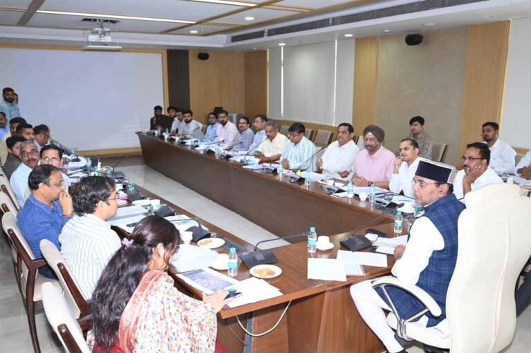 मानसून से पहले सड़क और सीवेज सहित सभी बुनियादी ढांचे को करें दुरुस्त : मंत्री सारंग