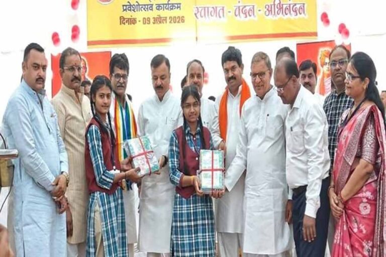 नवीन शिक्षा नीति विद्यार्थियों को रोजगारमूलक शिक्षा प्रदान करने और संस्कृति एवं पारिवारिक मूल्यों से जोड़ने का कर रही है कार्य : स्कूल शिक्षा मंत्री सिंह