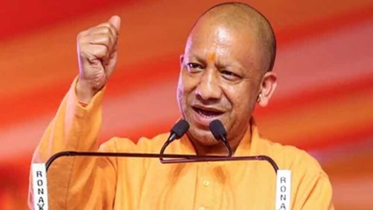 गोरखपुर में गरजे सीएम योगी, बोले- बूथ जीता तो चुनाव जीता