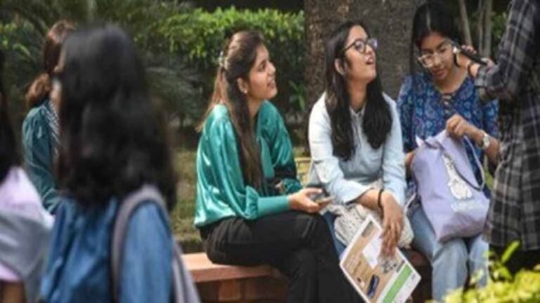 योगी सरकार उच्च शिक्षा में गुणवत्ता सुधार पर फोकस