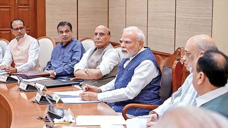 केंद्र की राजनीति में हलचल बढ़ी, मोदी मंत्रिमंडल में फेरबदल को लेकर चर्चाएं गर्म