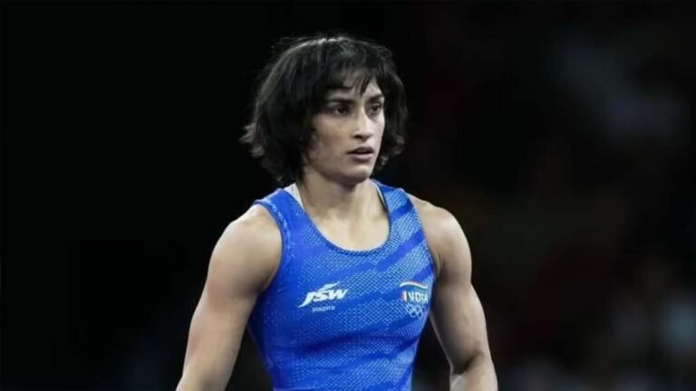 विनेश केस में हाई कोर्ट की तीखी टिप्पणी, बोला- मातृत्व को सजा नहीं बना सकते