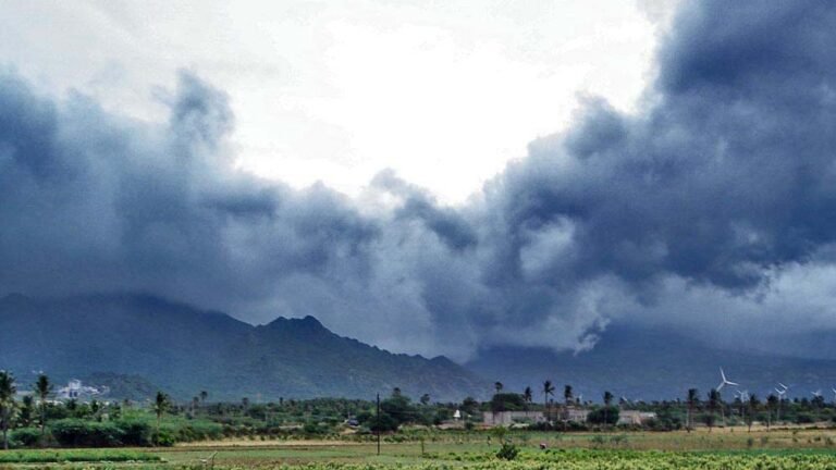 Heatwave से परेशान लोगों को राहत, IMD ने बताया कब और कहां होगी बारिश