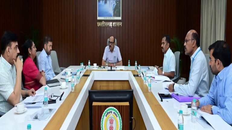 सड़क हादसे रोकने के लिए हर जरूरी कदम उठाएं: मुख्य सचिव का सख्त निर्देश