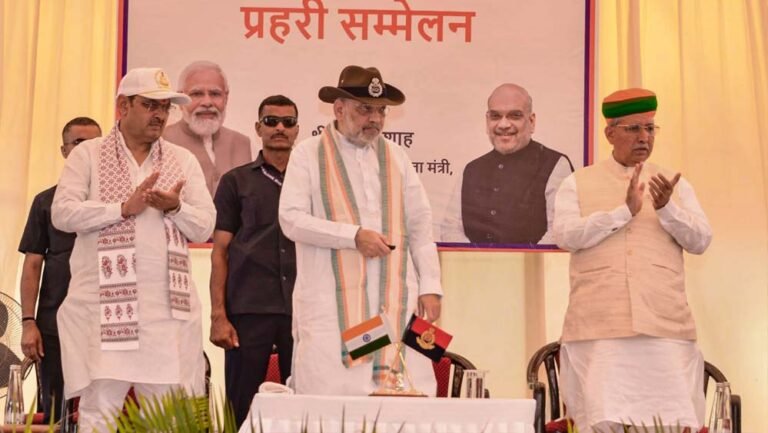 अमित शाह ने BSF को दिया नया मंत्र, बोले- सीमा से 50 किलोमीटर अंदर तक रखें कड़ी नजर