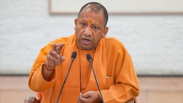 75 वर्ष से अधिक आयु, असाध्य रोगियों, बच्चों संग महिला बंदियों व जमानत राशि न जमा कर पाने वाले कैदियों की सूची तैयार करें: मुख्यमंत्री