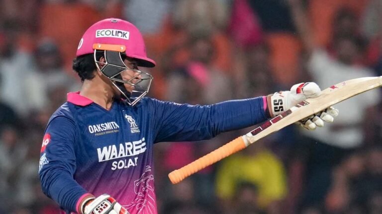 वैभव ने मचाया कोहराम, जोफ्रा ने बरपाया कहर… SRH IPL से बाहर