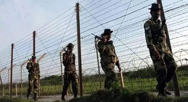 घुसपैठ रोकने में कारगर साबित हुई बॉर्डर फेंसिंग, बांग्लादेश सीमा पर अब हाईटेक सुरक्षा की तैयारी