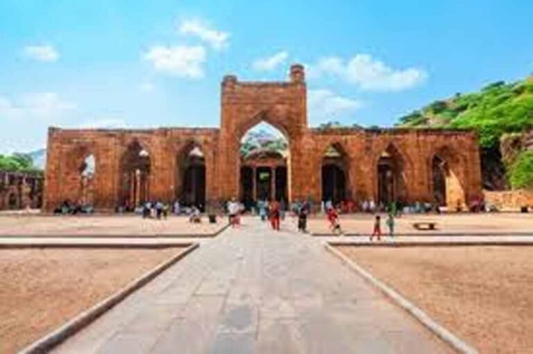 ऐतिहासिक ढाई दिन का झोंपड़ा में धार्मिक आयोजन को लेकर प्रशासन से अनुमति मांगी गई