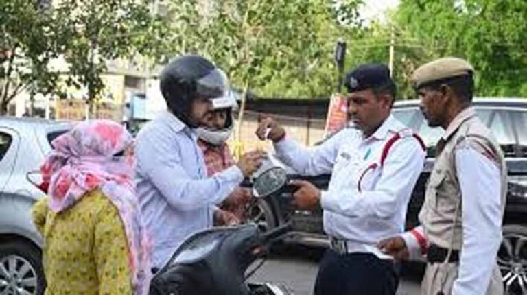 MP Traffic  हेलमेट नियम उल्लंघन पर सख्ती, हजारों लाइसेंस रद्द