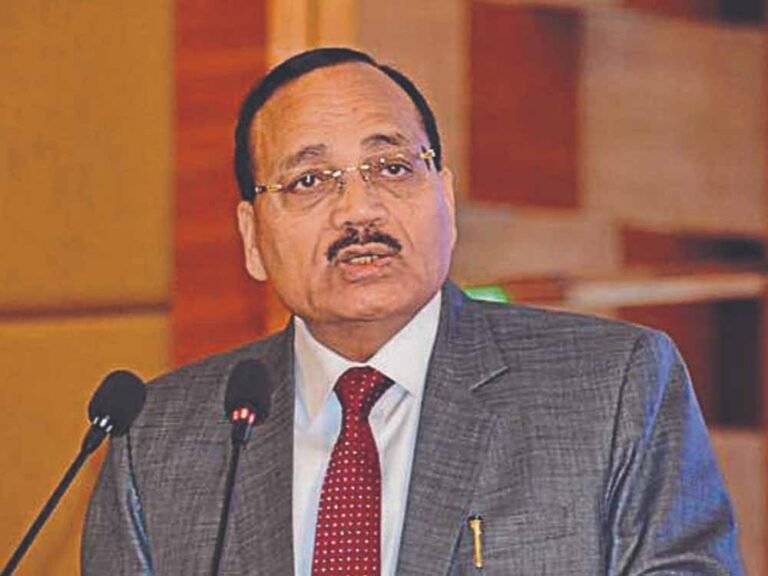 सोशल मीडिया पर वायरल पोस्ट पर सख्त हुए सूर्यकांत, फेक न्यूज फैलाने वालों को दी चेतावनी