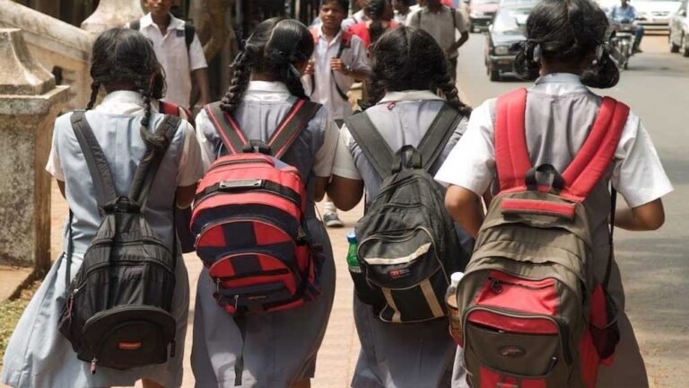 पहली कक्षा के बच्चों के बैग का वजन 1078 ग्राम तय, जबलपुर में DPI ने कलेक्टर-डीईओ को निर्देशित किया