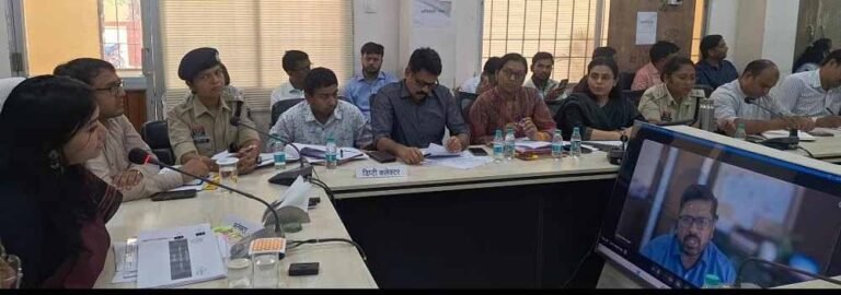 प्रभारी सचिव हिमशिखर गुप्ता ने वीसी के जरिए परखी जमीनी हकीकत