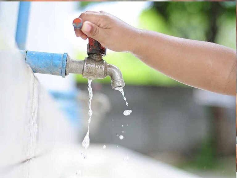अब नहीं होगी पानी की फिजूलखर्ची, सार्वजनिक नलों की जांच के लिए चलेगा सर्वे अभियान
