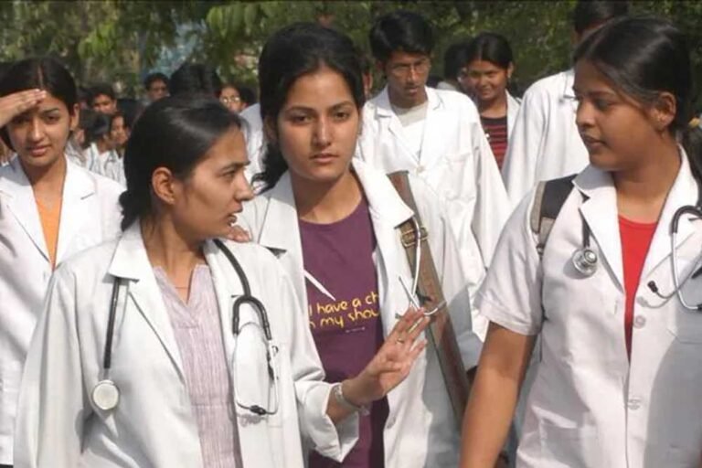 एमपी में डॉक्टरों की भर्ती का नया रिकार्ड, अस्पतालों के लिए जारी हुई सबसे बड़ी सूची