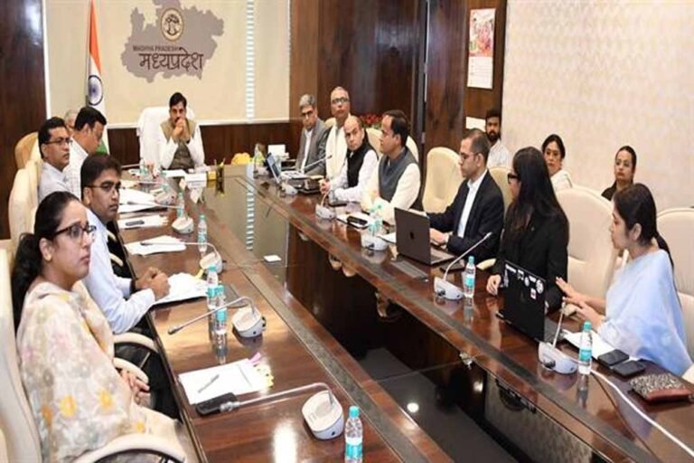 सिंहस्थ:2028 के लिए एआई आधारित ट्रैफिक और आपात सेवा प्रणाली पर हुई चर्चा