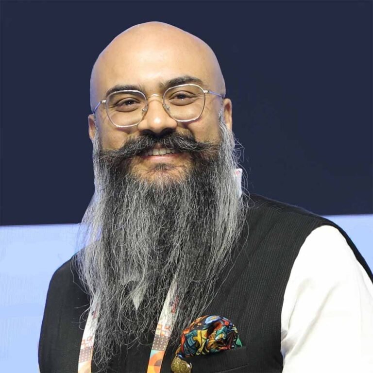 भोपाल में खुला इंडियन सिल्क हाउस एजेंसीज़ का नया शोरूम, ग्राहकों को मिलेगा प्रीमियम कलेक्शन