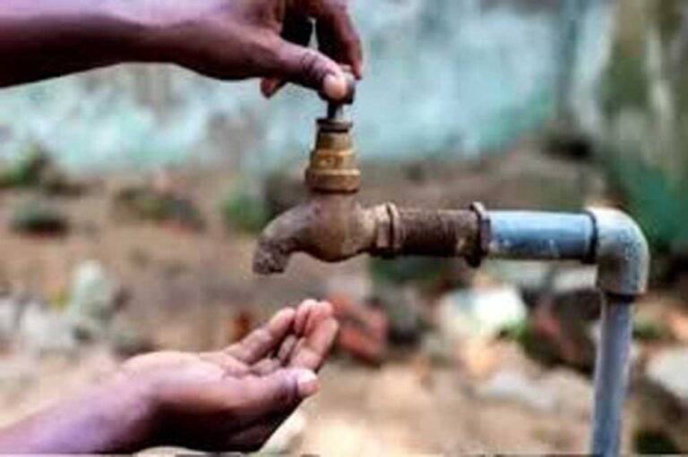 60 बोरिंग सूखे, अब टैंकरों के सहारे चलेगा इंदौर का जल प्रबंधन