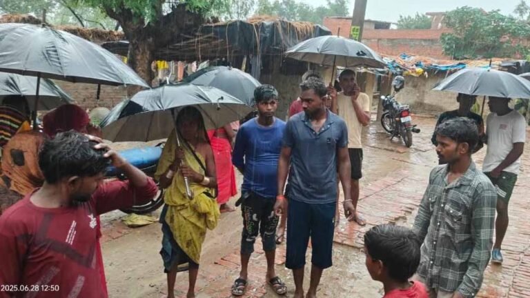 भंडारा खाकर लौट रहे लोगों पर गिरी बिजली, अनूपपुर में दो की मौत और एक घायल