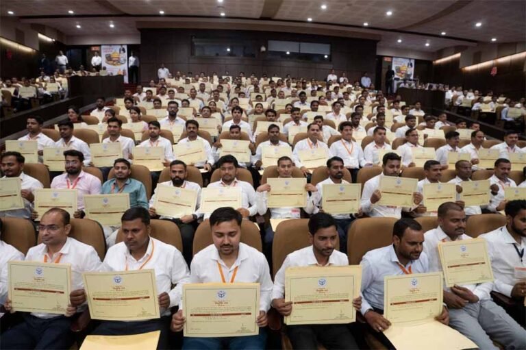 निष्पक्ष भर्ती से बढ़ा विश्वास, बिना सिफारिश नौकरी मिलने पर युवाओं ने जताया मुख्यमंत्री का आभार