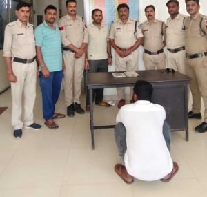 नोएडा से एक आरोपी गिरफ्तार