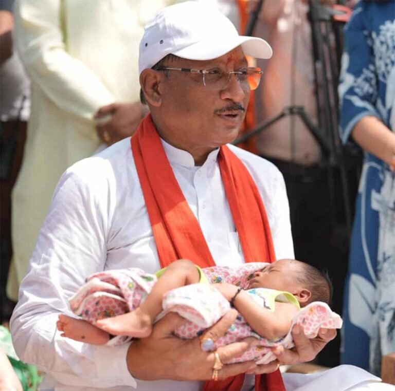 सीएम के हाथों नामकरण: ‘रविशंकर’ बना गांव की नई पहचान