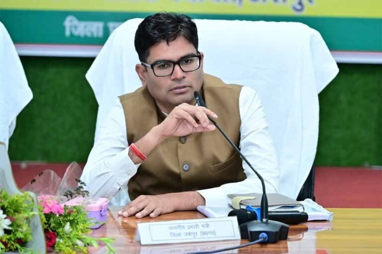 समय-सीमा में कार्य पूर्ण करने के निर्देश, जनप्रतिनिधियों से समन्वय पर ज़ोर