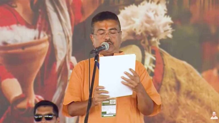 मुख्यमंत्री डॉ. यादव ने पश्चिम बंगाल में नई सरकार के शपथ ग्रहण समारोह में हुए शामिल
