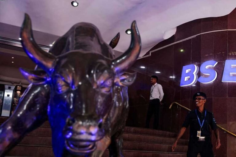 कच्चे तेल में गिरावट का बाजार पर असर, Sensex 76,220 के पार; Nifty भी 24,000 के ऊपर