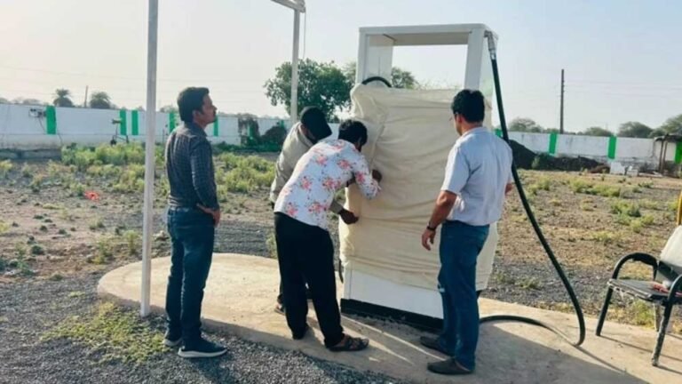 छापेमारी में 4 लाख 20 हजार रुपये से ज्यादा कीमत का संदिग्ध ईंधन जब्त