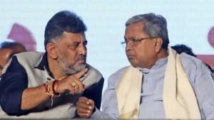 सियासी बदलाव लगभग तय! सिद्दरमैया को मिल सकती है बड़ी जिम्मेदारी, डीके शिवकुमार की ताजपोशी संभव