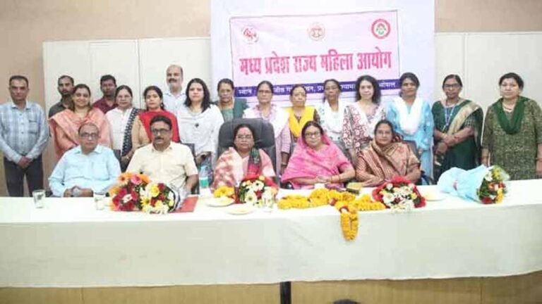 रेखा यादव ने मध्यप्रदेश राज्य महिला आयोग की अध्यक्ष का कार्यभार ग्रहण किया