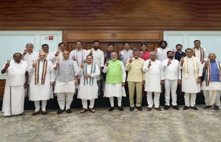 संवैधानिक संशोधन बिल पर नजर, एनडीए बढ़ा रहा है संख्याबल