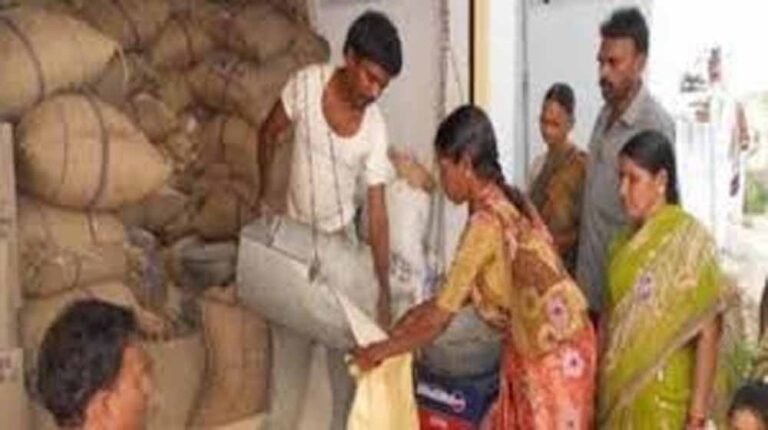 जिलों की मांग पर सरकार का फैसला, राशन वितरण की डेडलाइन बढ़ी