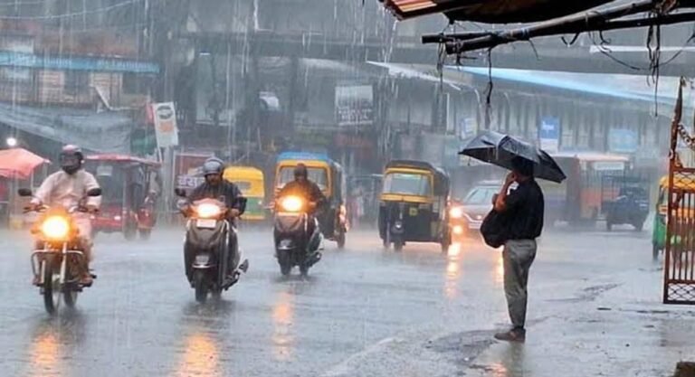 MP Weather Update: बारिश से पहले बढ़ी बेचैनी, उमस ने किया बेहाल; मौसम विभाग ने दी अहम चेतावनी