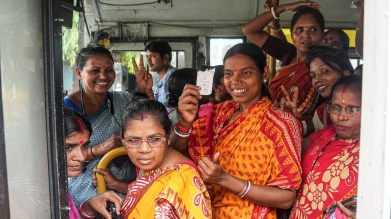 पश्चिम बंगाल सरकार की नई पहल, अब महिलाएं सरकारी बसों में करेंगी फ्री सफर
