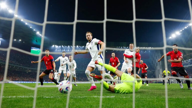 कनाडा का बड़ा फैसला! FIFA फैंस के हजारों वीजा आवेदन खारिज, देखें किस देश के कितने लोगों को मिला प्रवेश