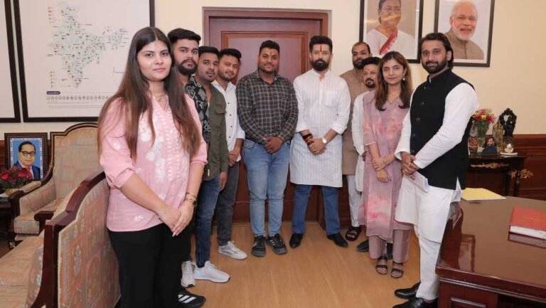 दिल्ली में चिराग पासवान से मिली MP लोजपा टीम, संगठन विस्तार और मजबूती पर हुई चर्चा
