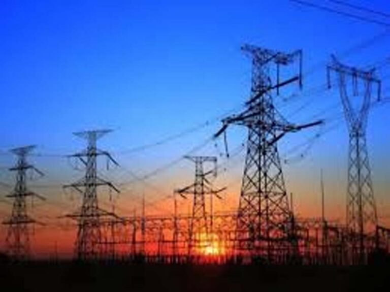 लखनऊ में बिजली की अधिकतम मांग 32,673 मेगावाट तक पहुंची, खपत के सारे रिकॉर्ड टूटे