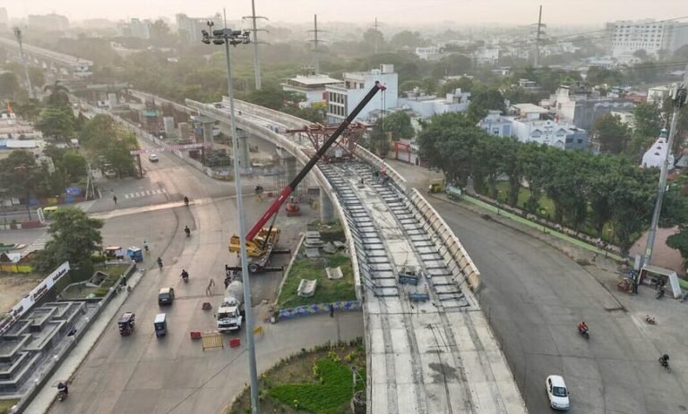 घनी आबादी वाले इलाकों तक पहुंचेगी इंदौर मेट्रो, मालवीय नगर तक विस्तार से सफर होगा आसान