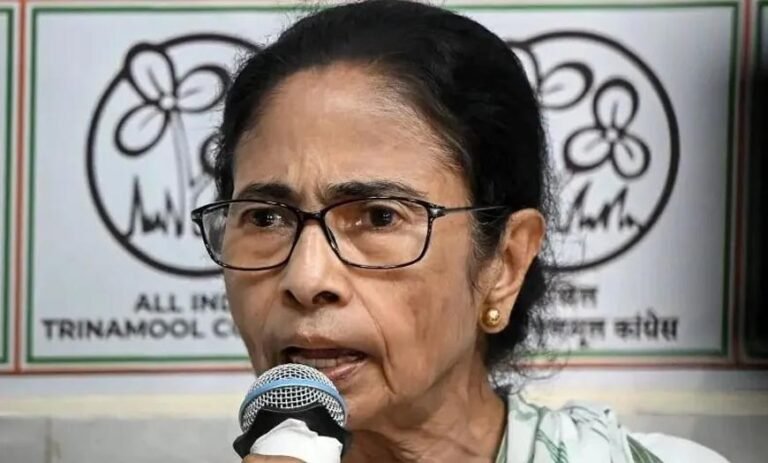 TMC में फिर उठे असंतोष के सुर, दिल्ली तक पहुंचा विवाद; ममता बनर्जी की बढ़ सकती है मुश्किल