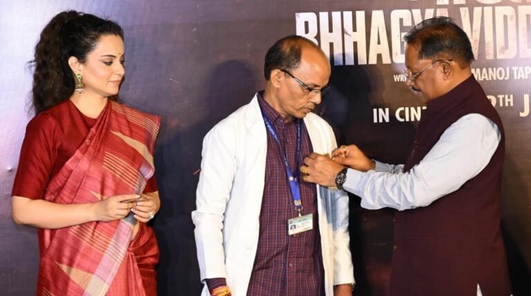 26/11 के अनसुने नायकों को मुख्यमंत्री साय का सलाम, ‘भारत भाग्य विधाता’ की प्री-लॉन्च स्क्रीनिंग में हुए शामिल