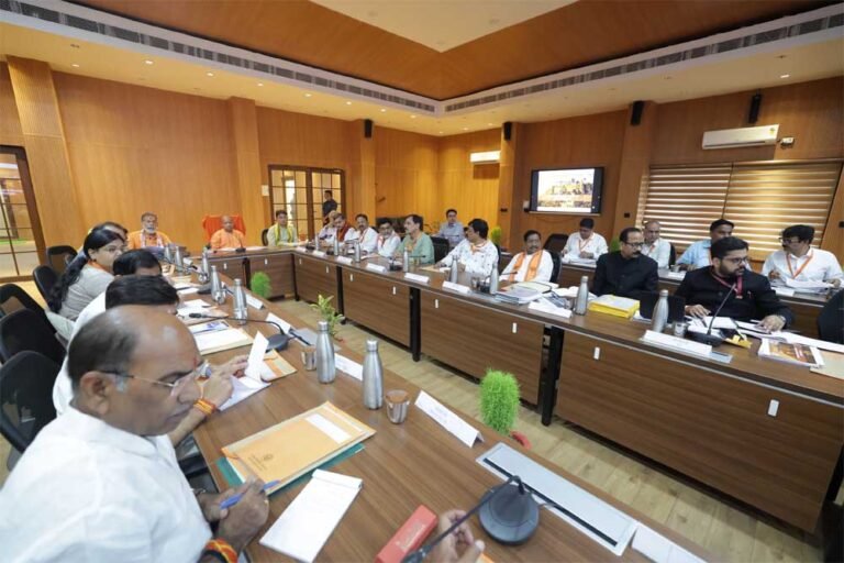 अप्रूवल, रिजेक्शन और कार्ड डिसेबल जैसी प्रक्रियाओं के लिए नहीं लगाने पड़ेंगे राजधानी के चक्कर