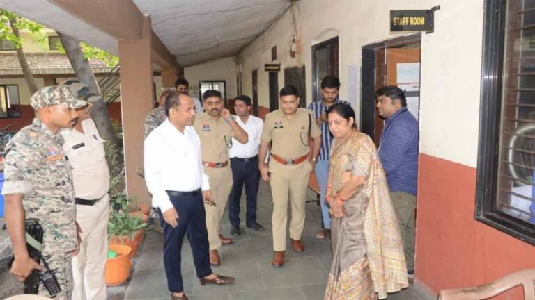परीक्षार्थियों को नहीं होगी कोई परेशानी, NEET UG री-एग्जाम से पहले कलेक्टर ने परखी व्यवस्थाएं