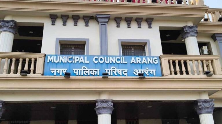 आरंग नगर पालिका में आरोप-प्रत्यारोप तेज, अध्यक्ष ने कलेक्टर से की शिकायत